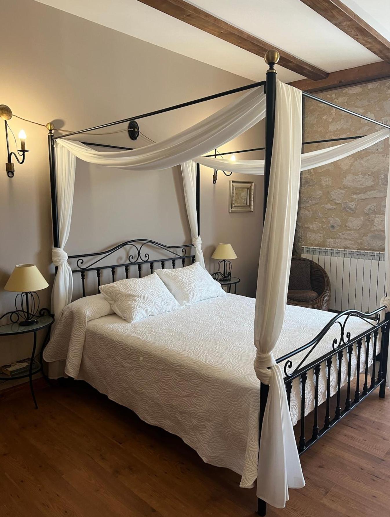 Hotel Rural Restaurante Las Baronas Santa Cruz de la Salceda Екстер'єр фото