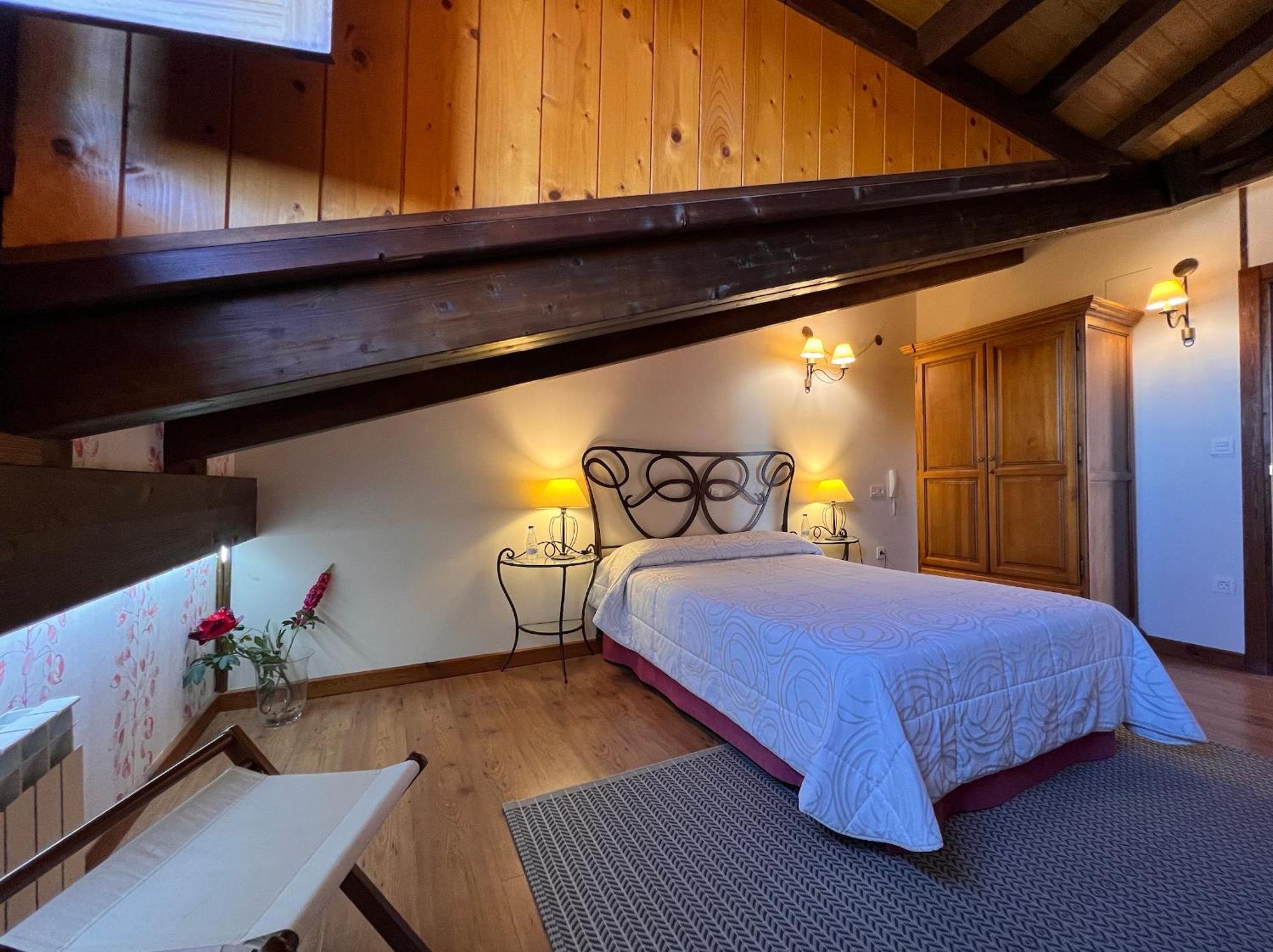 Hotel Rural Restaurante Las Baronas Santa Cruz de la Salceda Екстер'єр фото
